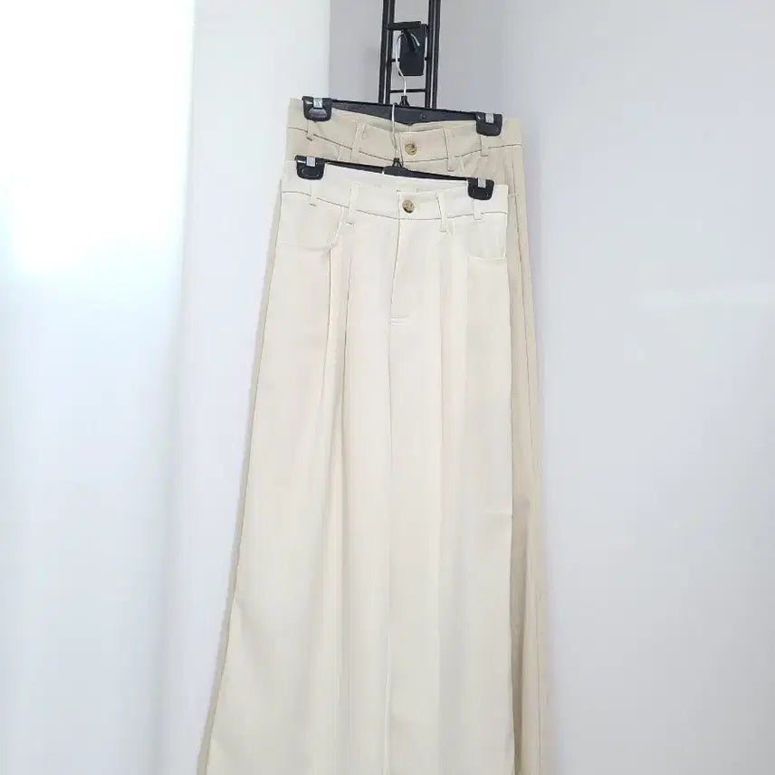 [SOLD OUT] 새-핀턱와이드(m/L)