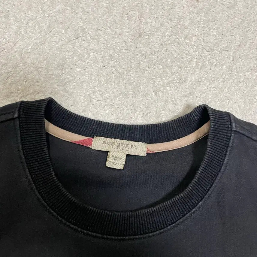 [BUNJANG] Burberry Black Logo Sweatshirt L / 버버리 블랙 로고 맨투맨 티셔츠 L