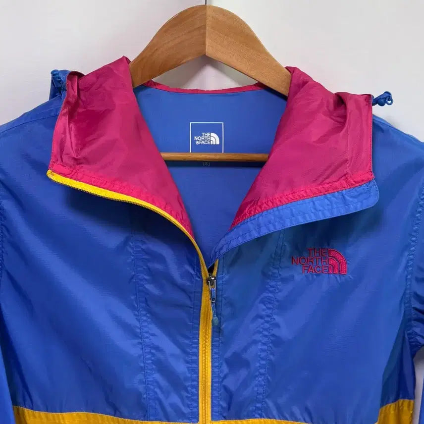[BUNJANG] The North Face Windbreaker Jacket (S) / 노스페이스 여성 배색 바람막이 (여성 66반 까지 가능)