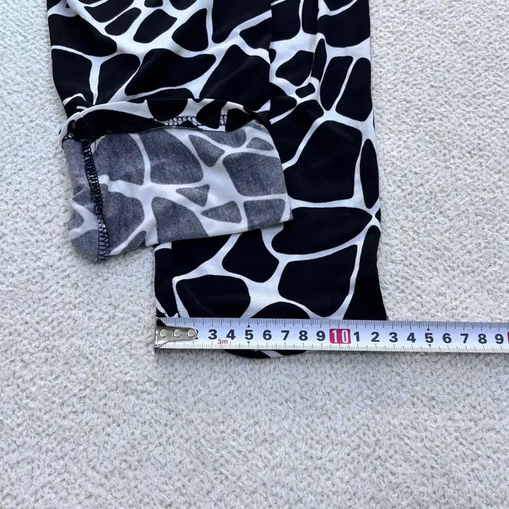 [BUNJANG] Vintage Giraffe Print Pants / 실측확인 빈티지 기린무늬 팬츠 0424E