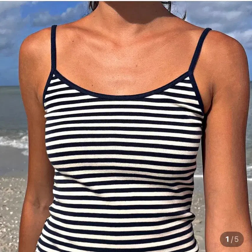 [BUNJANG] Brandy Melville Stripe Tank Top Navy White / (택o)브랜디멜빌 스트라이프 나시 네이비 화이트