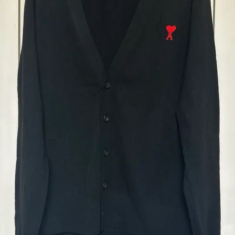 [BUNJANG] Ami Small Heart Black Cardigan Unisex / 아미 스몰 하트 블랙 가디건 남여공용