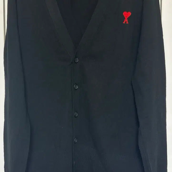 [BUNJANG] Ami Small Heart Black Cardigan Unisex / 아미 스몰 하트 블랙 가디건 남여공용