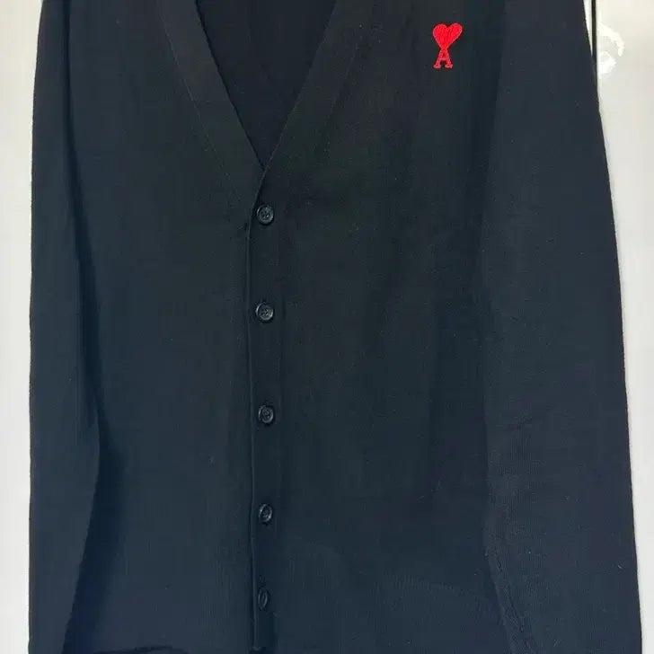 [BUNJANG] Ami Small Heart Black Cardigan Unisex / 아미 스몰 하트 블랙 가디건 남여공용