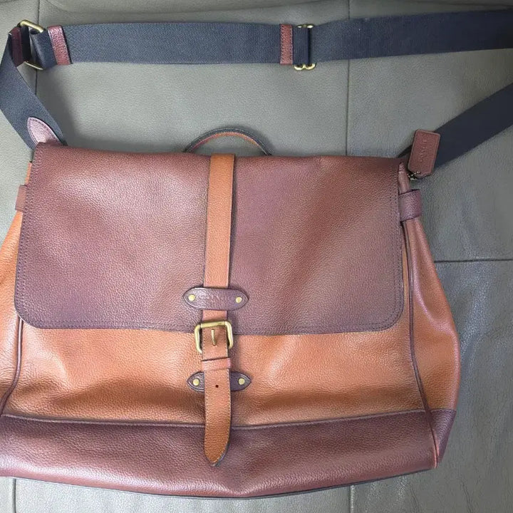 [BUNJANG] Coach Hudson Messenger Bag / 코치 컬러블록 허드슨 메신저백 팝니다
