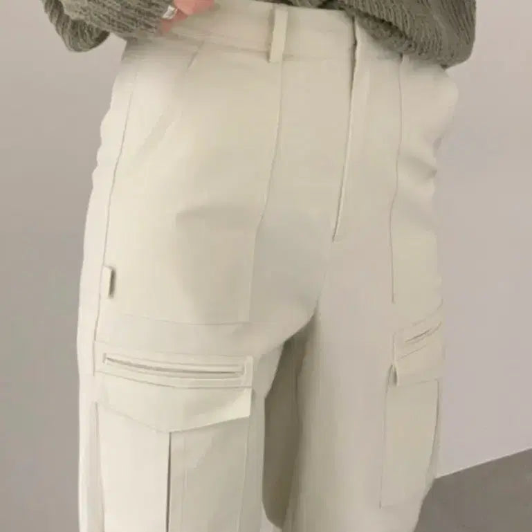 [BUNJANG] 모어댄예스터데이 카고 팬츠 / 모어댄예스터데이 카고 팬츠 아이보리