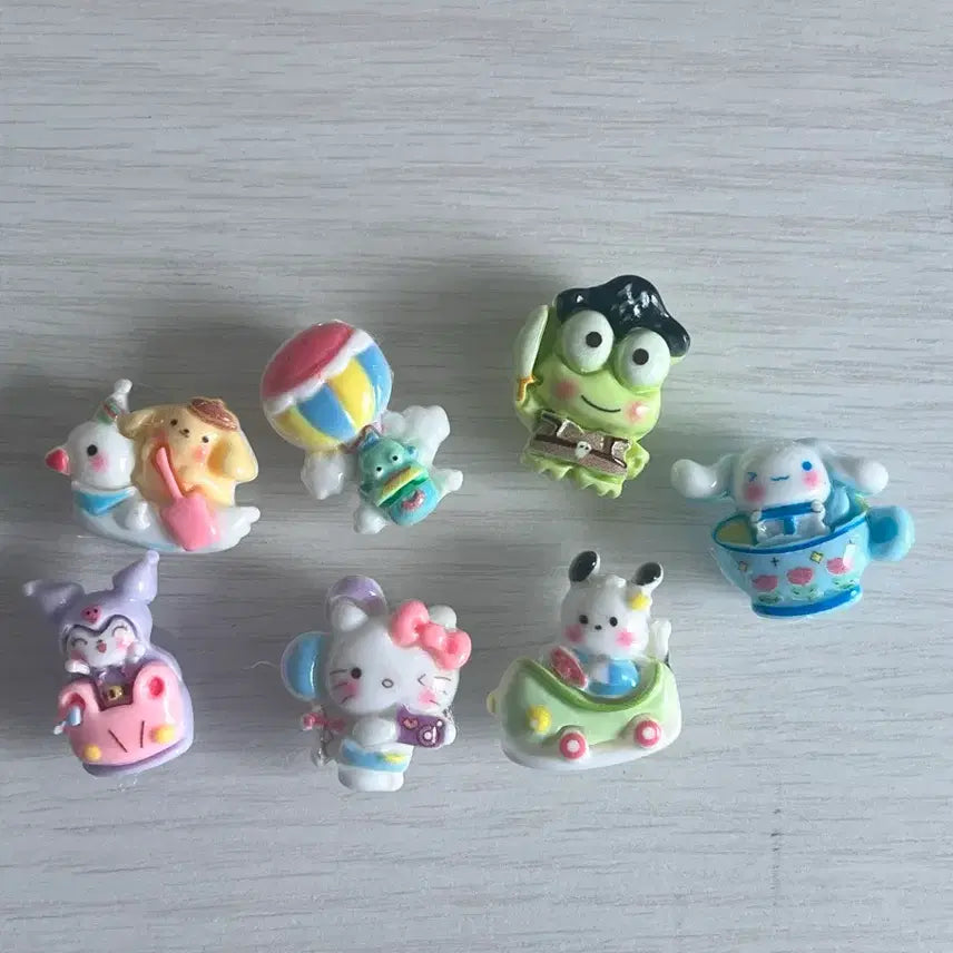 [BUNJANG] Sanrio Amusement Park Jibbitz Set / 산리오 놀이공원 지비츠