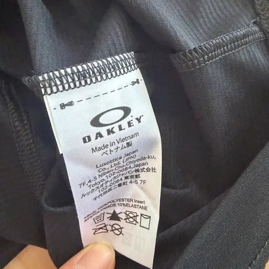 [BUNJANG] Oakley Half-Neck Short Sleeve T-Shirt (Black, M) / 오클리 반팔 하프넥 블랙 M 새상품