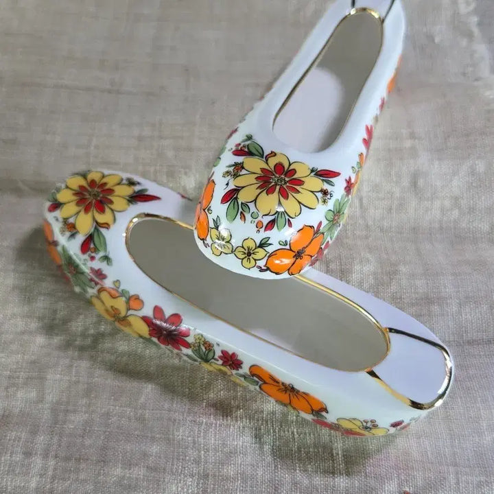 [BUNJANG] Vintage Haengnam Porcelain Flower Gomsin Set (2 pcs) / 빈티지 행남자기 도자기 꽃고무신 2개세트일괄,