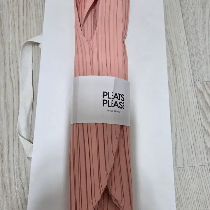 [BUNJANG] Pleats Please Issey Miyake Seed Bag Daily Tote Bag (Pink) / 이세이미야케 플리츠플리즈  시드백 데일리 토트백 가방(핑크색)