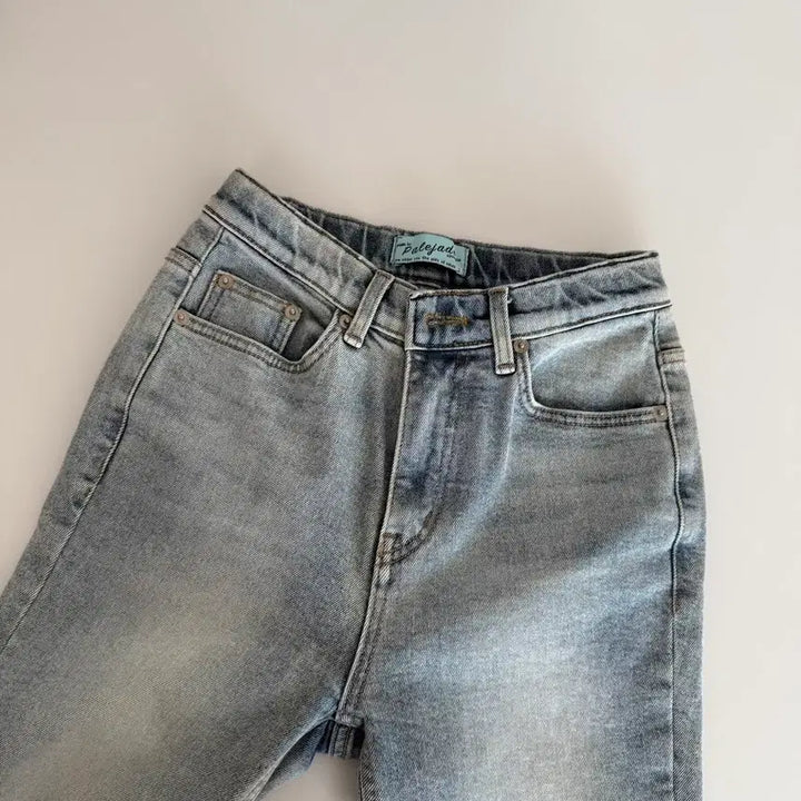 [BUNJANG] Pale Jade Fine Cherry Salt Skinny Jeans (S Size) / 새상품) 페일제이드 파인체리 솔트 스키니진 s사이즈