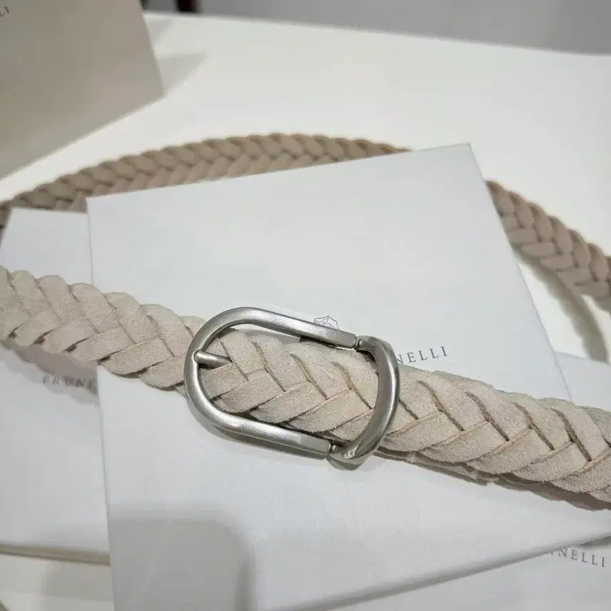 [SOLD OUT] 브루넬로 쿠치넬리 수공예 벨트 100 폭 3.0cm남녀 공용