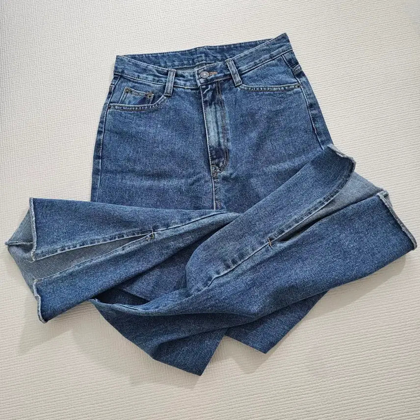 [BUNJANG] Wide Split Hem Long Denim Jeans / 