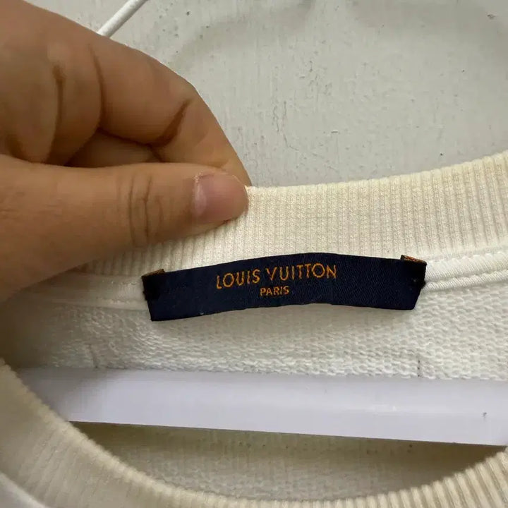 [BUNJANG] Louis Vuitton Flower Monogram Sweatshirt / 루이비통 플라워 모노그램 맨투맨