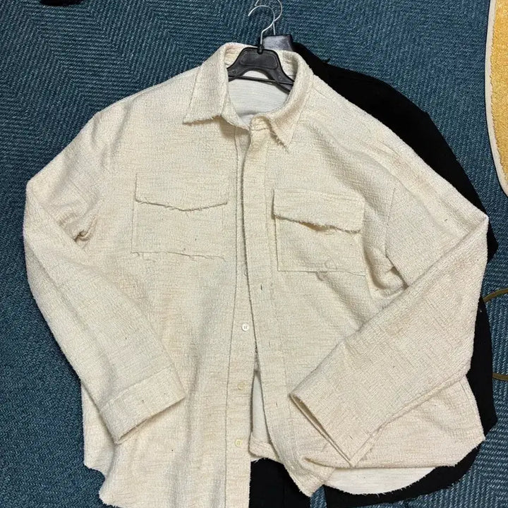 [BUNJANG] Bastic Cream Cutoff Knit Shirt / 바스틱 크림색 컷오프 니트셔츠