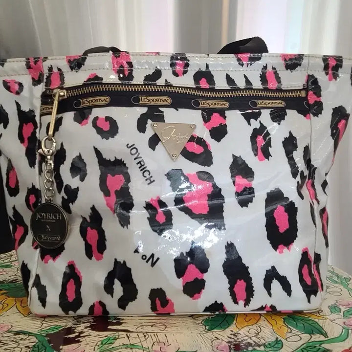 [BUNJANG] LeSportsac x Joyrich Leopard Tote Bag / 레스포삭 X 조이리치 레오파드 토트백