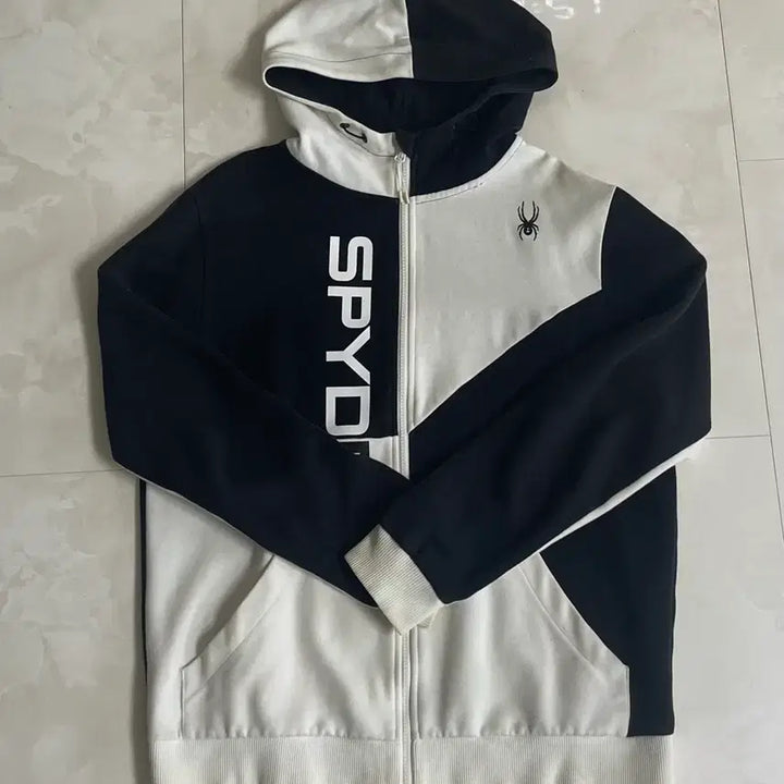 [BUNJANG] Spider Hoodie L / 스파이더 후드집업 L
