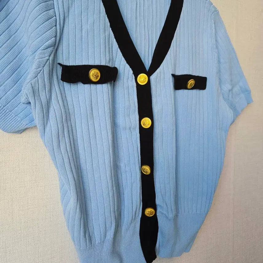 [BUNJANG] Pastel Blue Knit Cardigan / 파스텔블루 니트 가디건