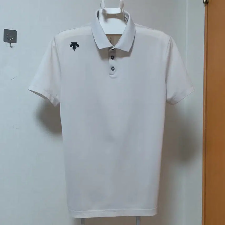 [SOLD OUT] 데상트/스판반팔티/쿨드라이/깨끗한/정품/남95