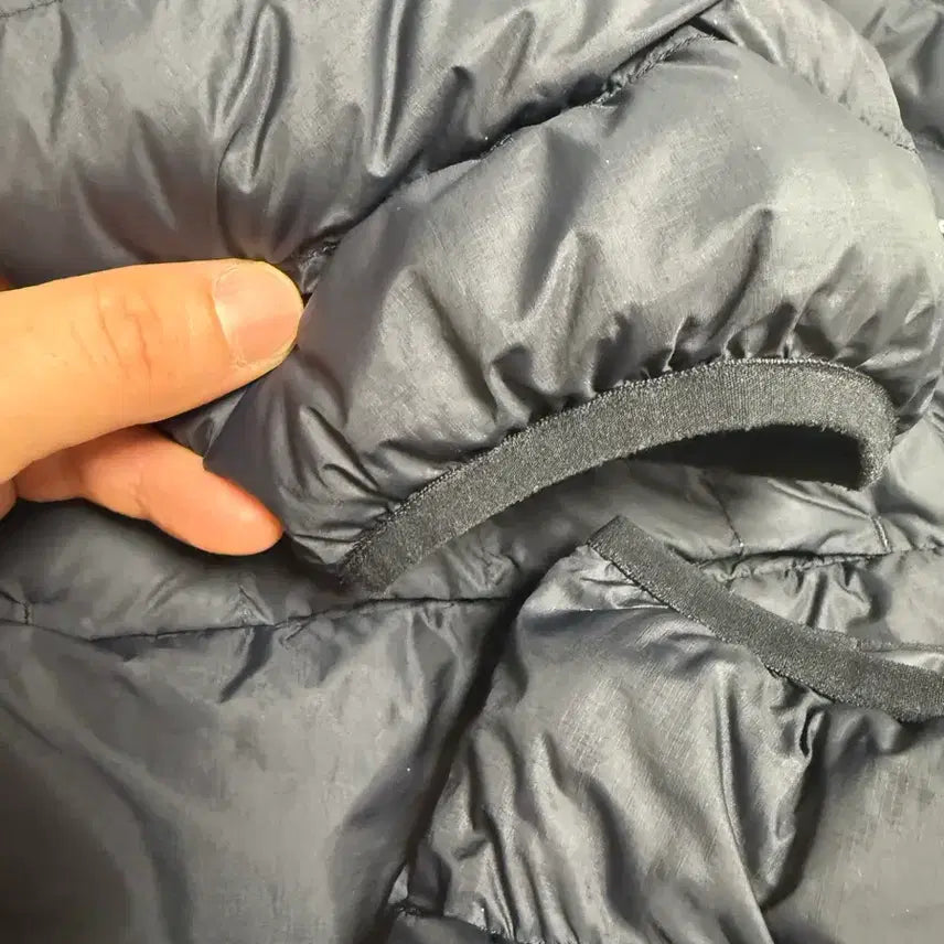 [SOLD OUT] ACG 라바플로우 m 사이즈 팝니다
