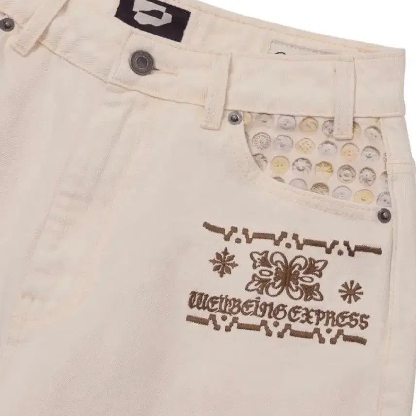 [BUNJANG] 웰빙익스프레스 Embroidered Patch Jeans White m / 웰빙익스프레스 Embroidered Patch Jeans White m
