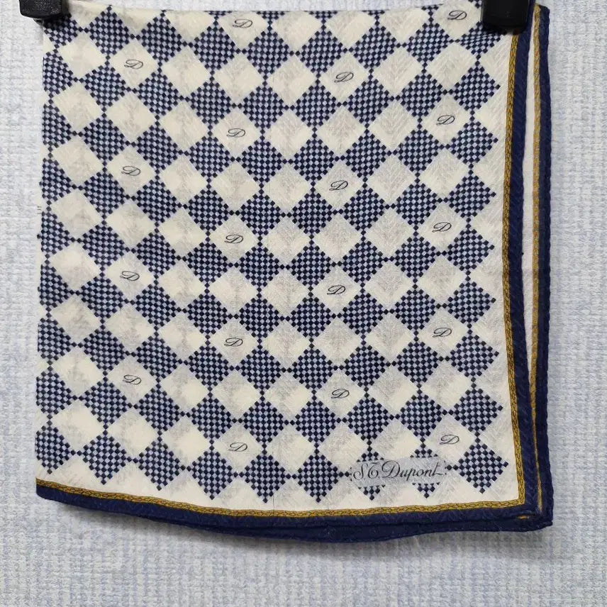 [BUNJANG] S.T. Dupont Pattern Handkerchief / 에스티듀퐁 스카프 패턴 정장 손수건