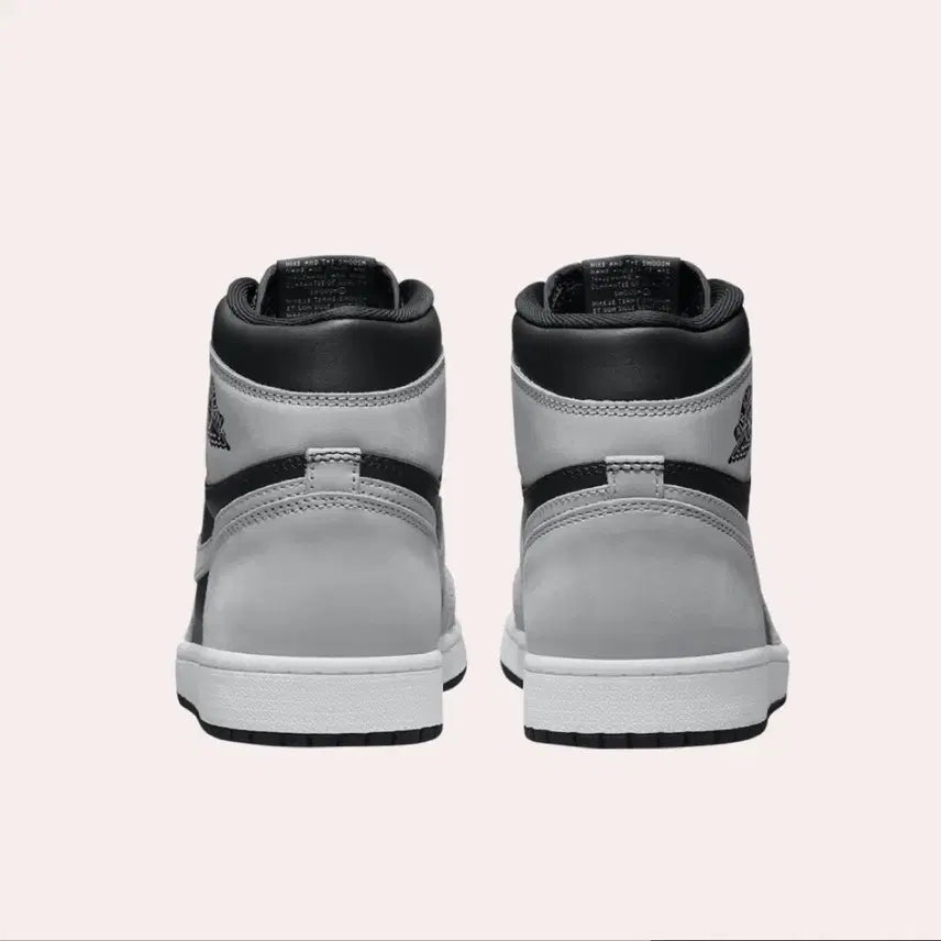 [BUNJANG] Nike Air Jordan 1 Retro High OG Sneakers (Size 280) / 새상품(280)NIKE AIR JORDAN 1 RETRO HIGH OG