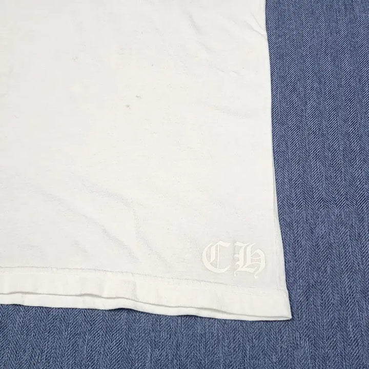 [BUNJANG] Chrome Hearts Scroll Logo T-shirt White (L) / 크롬하츠 사이드 티바 스크립트 로고 티셔츠 화이트 (L)