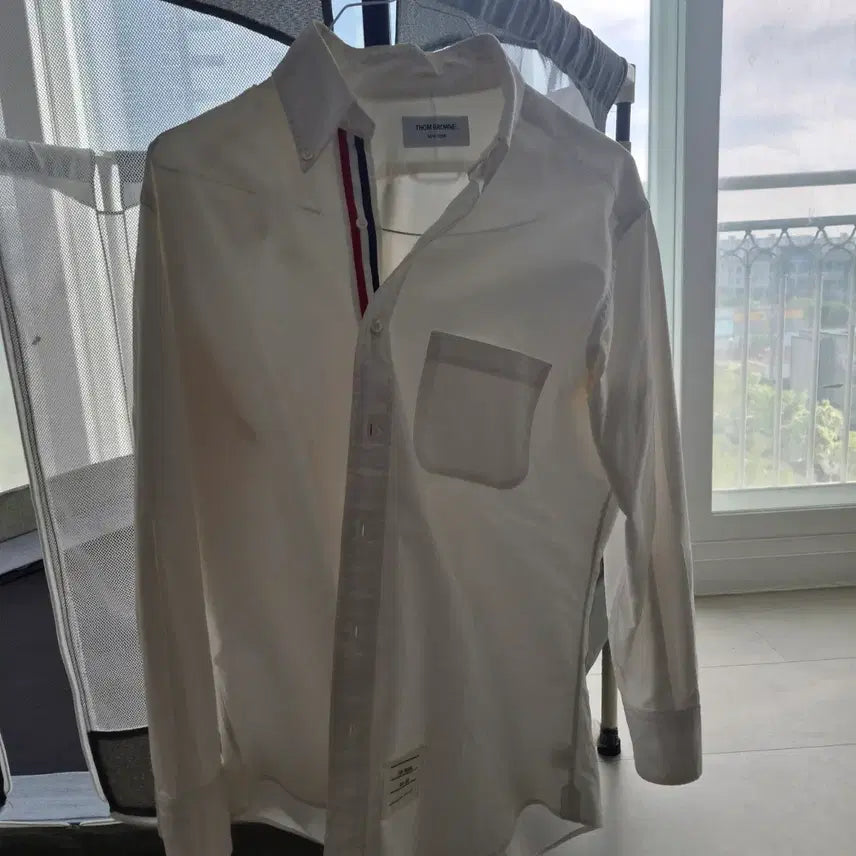 [SOLD OUT] 톰브라운 삼선탭 화이트 셔츠