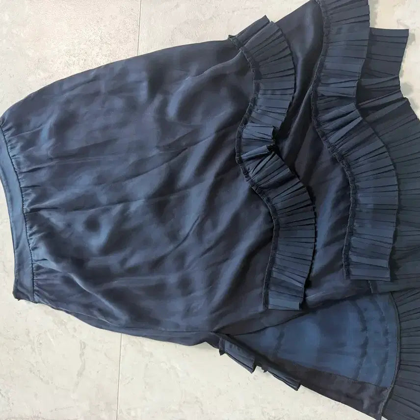 [SOLD OUT] 럭키슈에뜨 치마