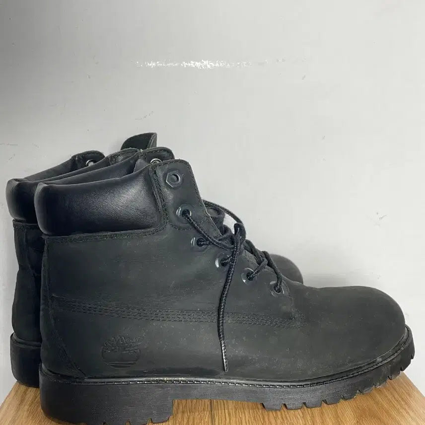 [SOLD OUT] 팀버랜드 6인치 프리미엄 워터프루프 블랙 부츠