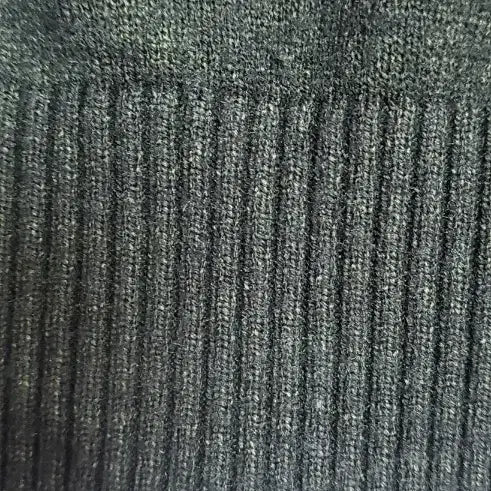 [BUNJANG] Louis Vuitton LV Embroidered Knit Sweater (Dark Gray) M / [정품] 루이비통 LV 자수 엠보스드 니트 스웨터 (다크그레이/차콜)M
