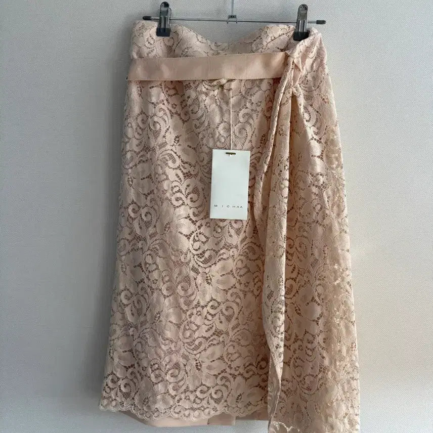[BUNJANG] Missa Lace Skirt Pink 55 Size / (새상품) 미샤 레이스 스커트 핑크 55사이즈 정장, 예복, 아나운서,