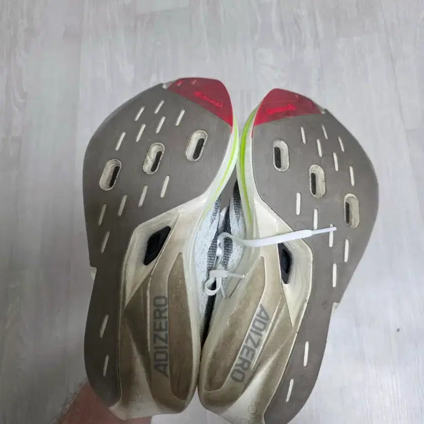 [SOLD OUT] 아디다스 아디제로 프라임 X 2 스트렁 (IH5685) 255