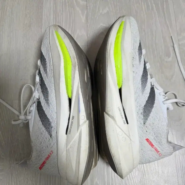 [SOLD OUT] 아디다스 아디제로 프라임 X 2 스트렁 (IH5685) 255