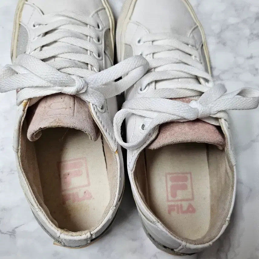 [BUNJANG] Fila White Pink Sneakers 230 / 휠라 화이트 핑크 스니커즈 230