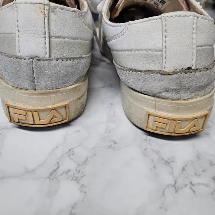 [BUNJANG] Fila White Pink Sneakers 230 / 휠라 화이트 핑크 스니커즈 230