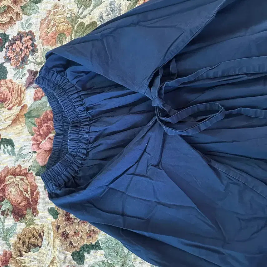 [BUNJANG] Navy Long Skirt with Ribbon Waist Tie / 네이비 허리끈 롱 스커트 리본포인트
