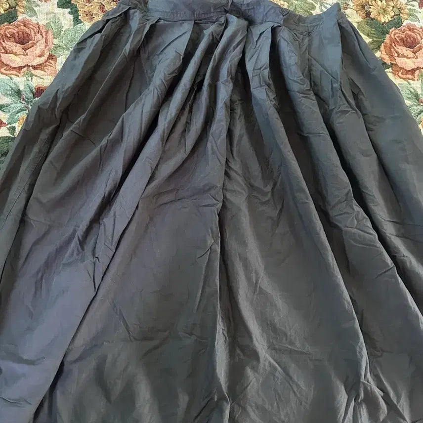 [BUNJANG] Black Flare Midi Skirt / 먹색 플레어 미디 스커트