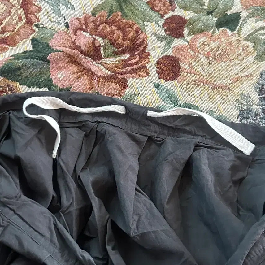 [BUNJANG] Black Flare Midi Skirt / 먹색 플레어 미디 스커트