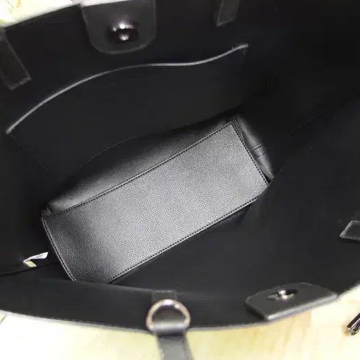 [BUNJANG] Jill by Jill Stuart Shoulder Bag - Black Faux Leather Tote / 구제토토 질 바이 질스튜어트 숄더백 정품 중고가방 명품 62404