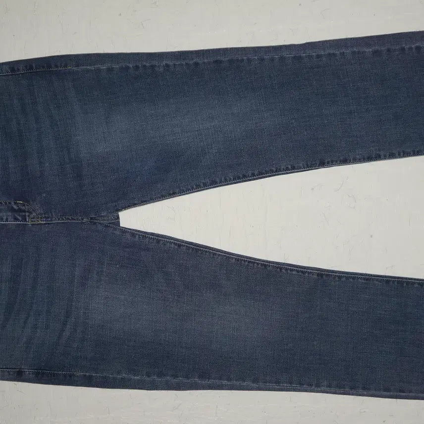 [SOLD OUT] (34사이즈)게스청바지