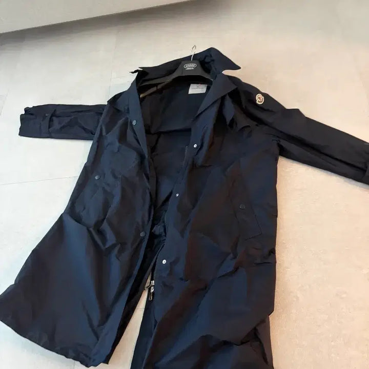 [SOLD OUT] 몽클레어 루틸리쿠스 롱 바람막이 팝니다