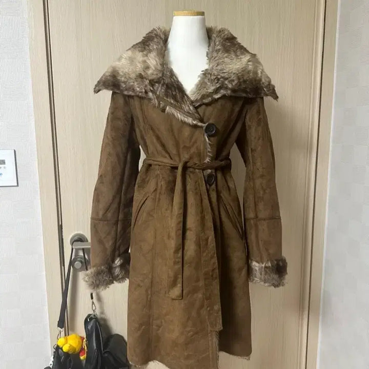 [BUNJANG] Fur Mouton Coat Jacket / 퍼 무스탕 코트 자켓