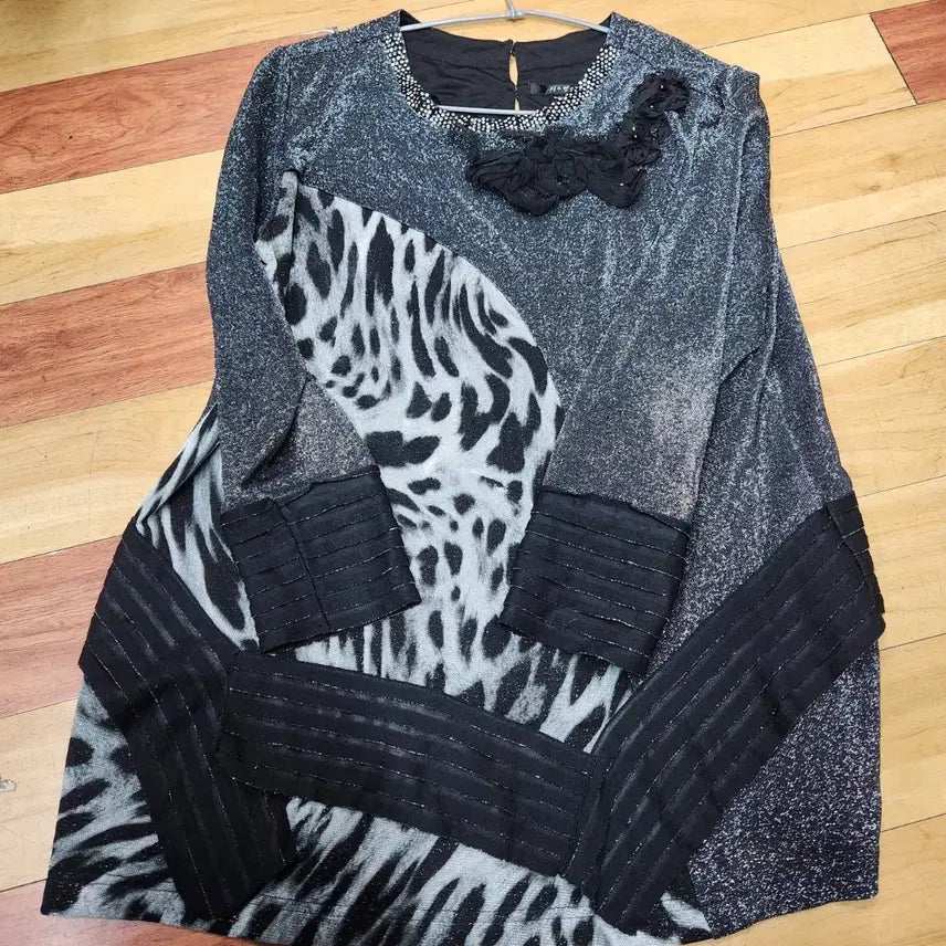 [BUNJANG] Sysmax Rayon Blouse / 시스막스레이온티77