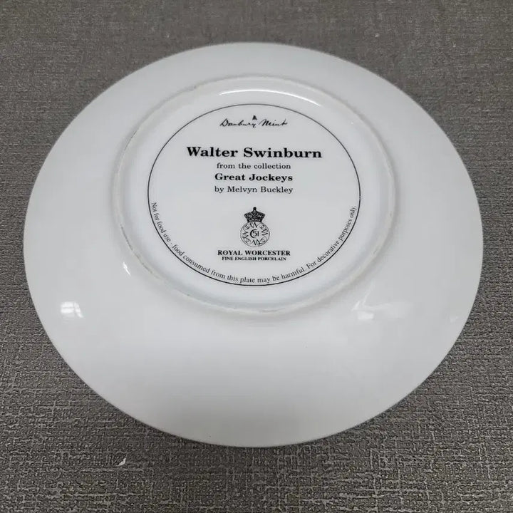 [BUNJANG] Royal Worcester Walter Swinburn Commemorative Plate / 영국 로얄우스터 경마기념 접시 월터 스윈번
