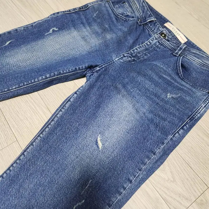 [SOLD OUT] (34)게스 남성 레귤러 테이퍼 데님팬츠