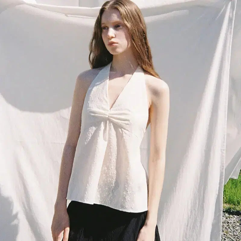 [BUNJANG] Vino Kim Ji Young Embroidered Halterneck Blouse / 하트시그널 김지영 착용) fadeiin 페이딘 홀터넥 비노 자수 블라우스