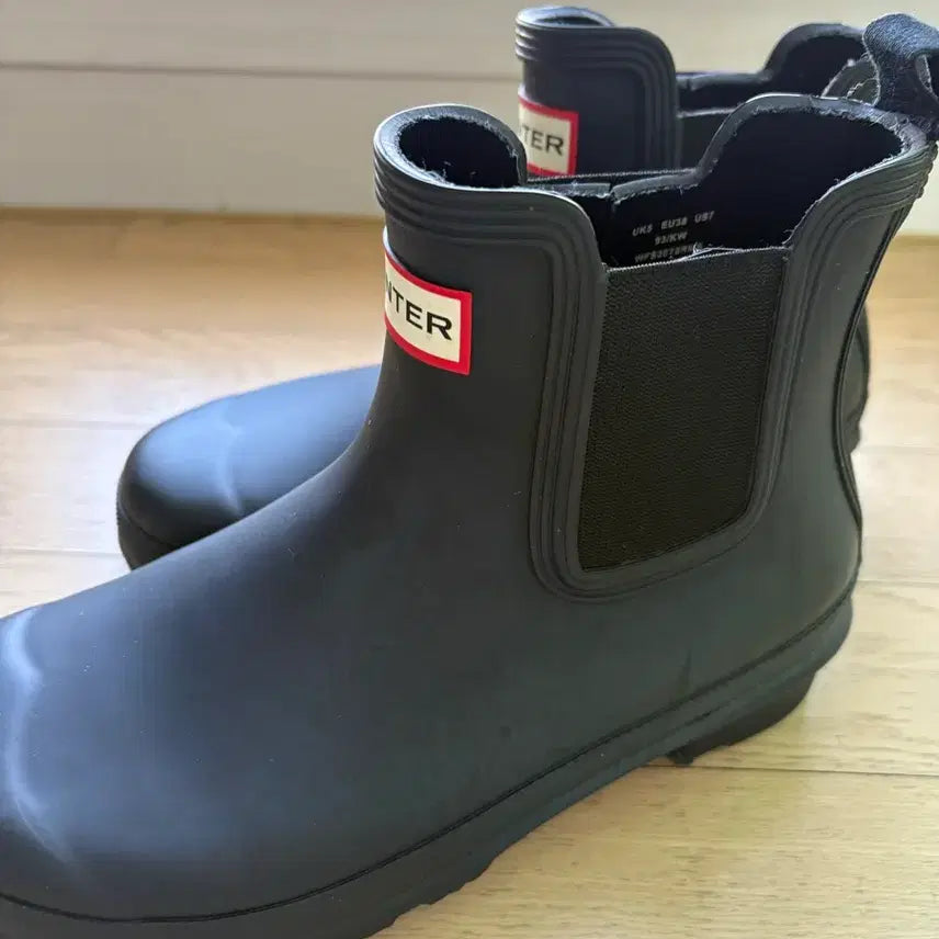 [BUNJANG] Hunter Chelsea Original Rain Boots US7 / 헌터첼시오리지날레인부츠 US7