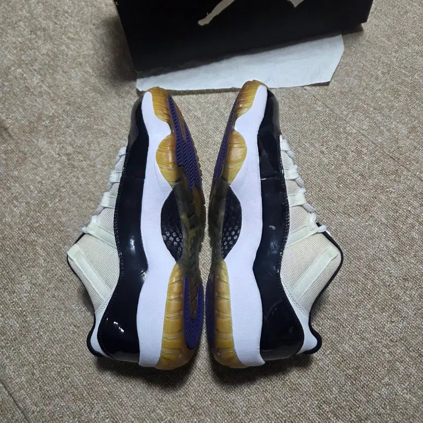 [BUNJANG] Nike Jordan 11 Retro Low Concord 2014 / (270)나이키 조던11 레트로 로우콩코드2014
